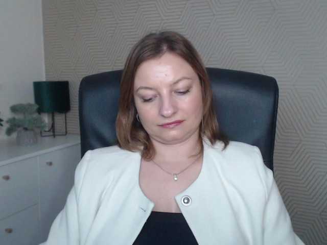 angelaLove13 webcam bongacams model stream image