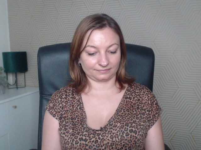 angelaLove13 webcam bongacams model stream image