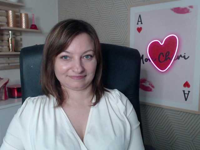 angelaLove13 from BongaCams