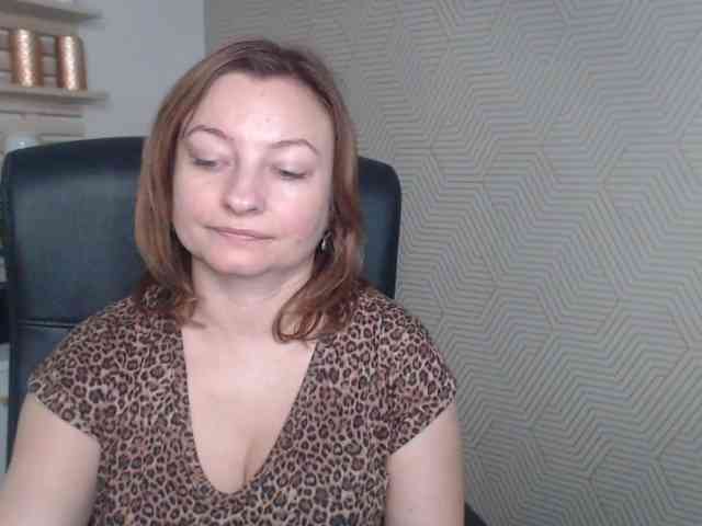 angelaLove13 webcam