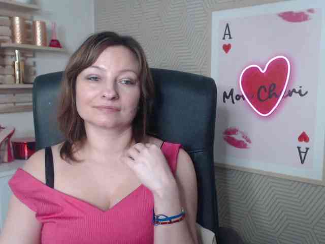 angelaLove13 webcam