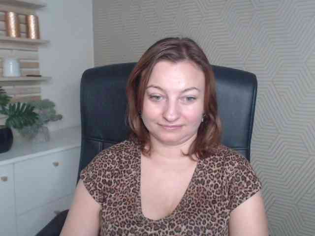 angelaLove13 webcam