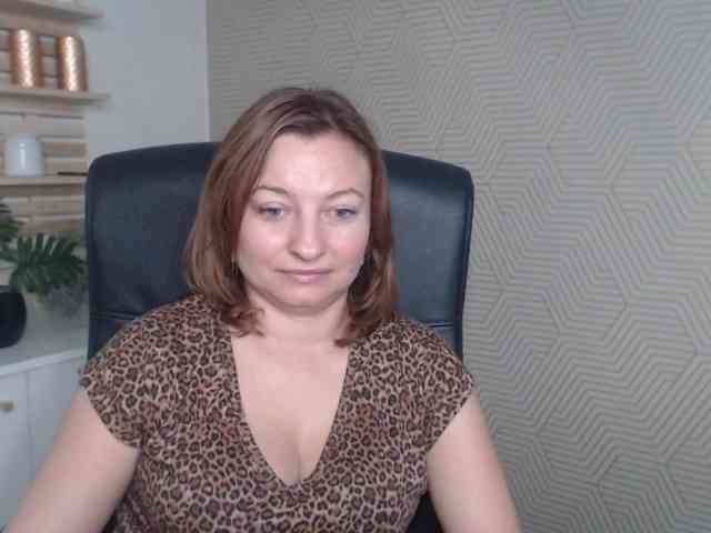 angelaLove13 webcam