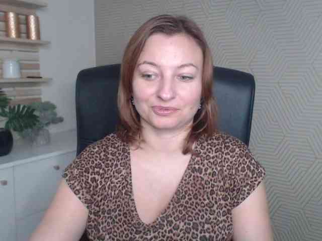 angelaLove13 webcam