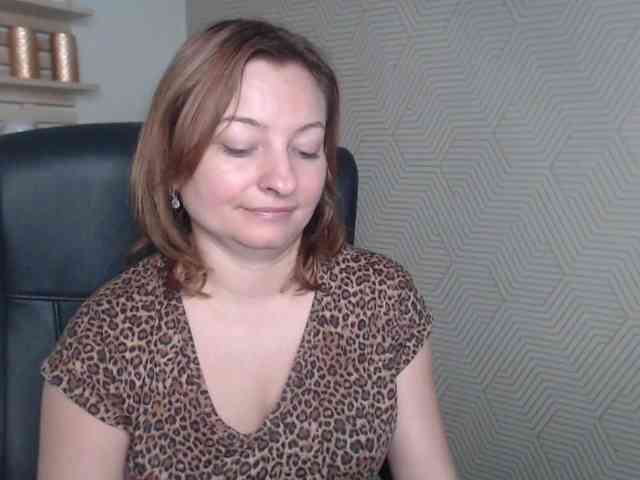 angelaLove13 webcam