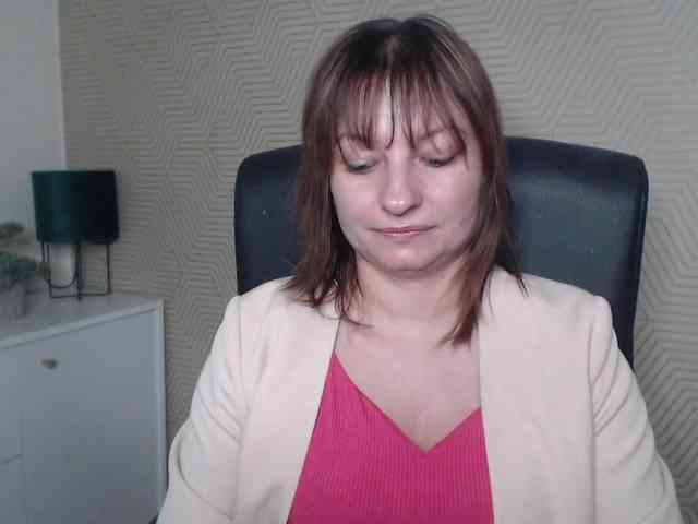 angelaLove13 Live Webcam on BongaCams