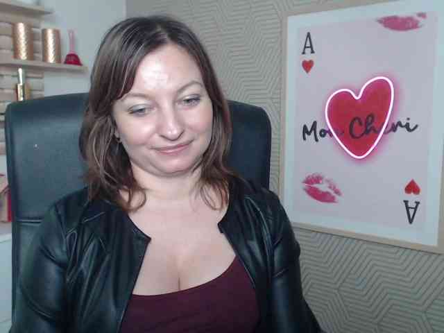 angelaLove13 webcam