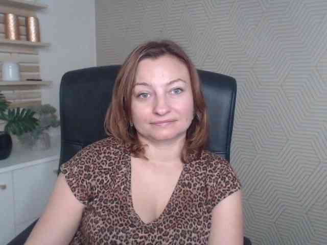 angelaLove13 webcam
