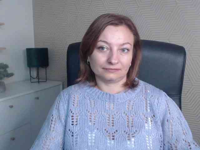 angelaLove13 webcam