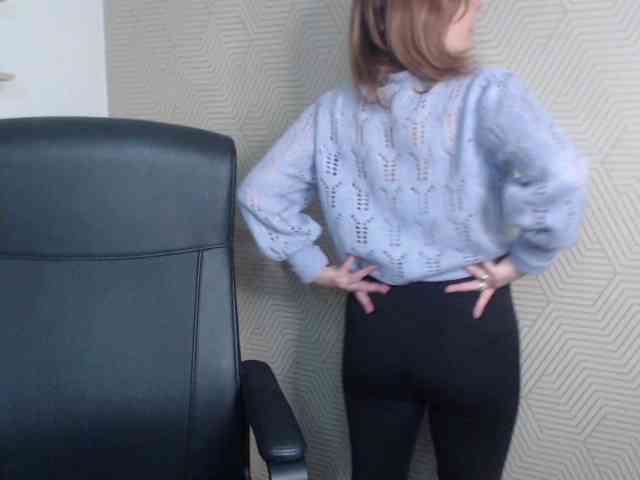 angelaLove13 webcam