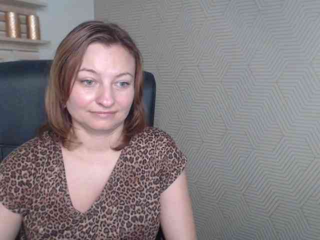 angelaLove13 webcam