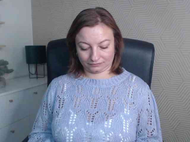 angelaLove13 webcam