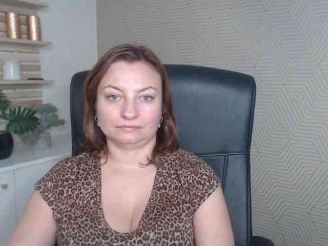 angelaLove13 webcam