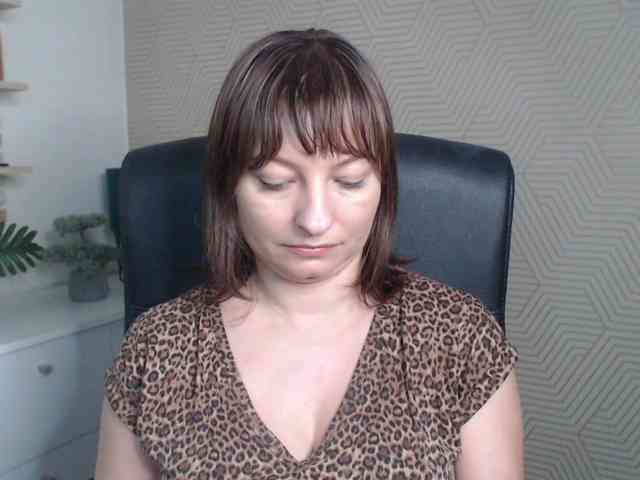 angelaLove13 angelaLove13