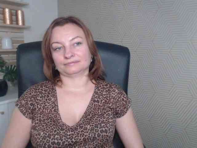angelaLove13 webcam