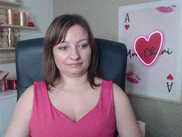 angelaLove13 webcam