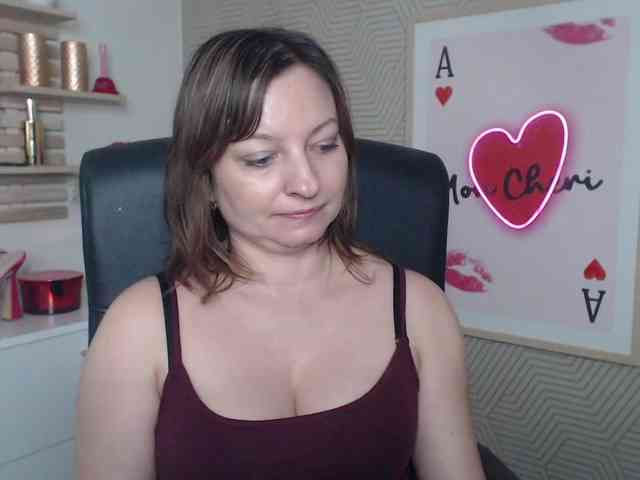angelaLove13 webcam