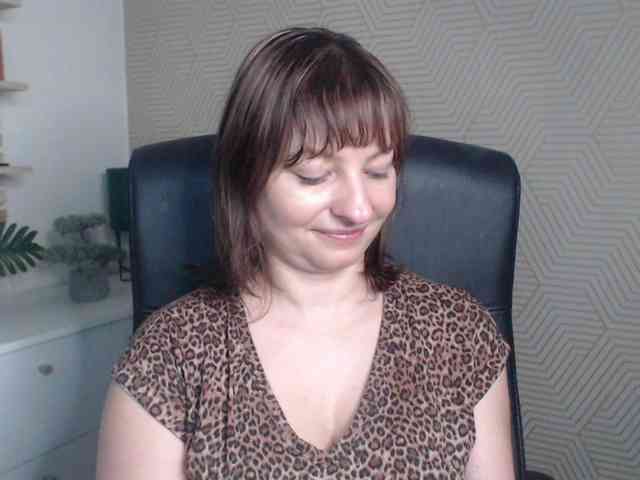 angelaLove13 angelaLove13