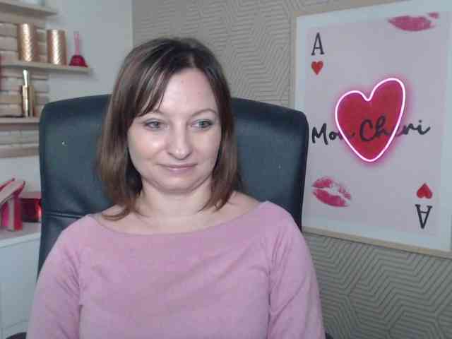 angelaLove13 Live Webcam on BongaCams