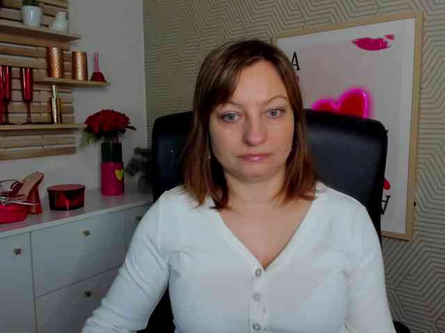 angelaLove13 angelaLove13