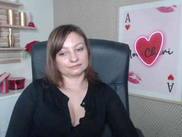 angelaLove13 webcam