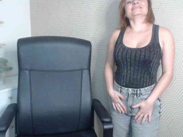 angelaLove13 webcam