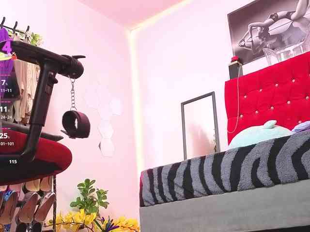 Candyconrad1mmmm webcam