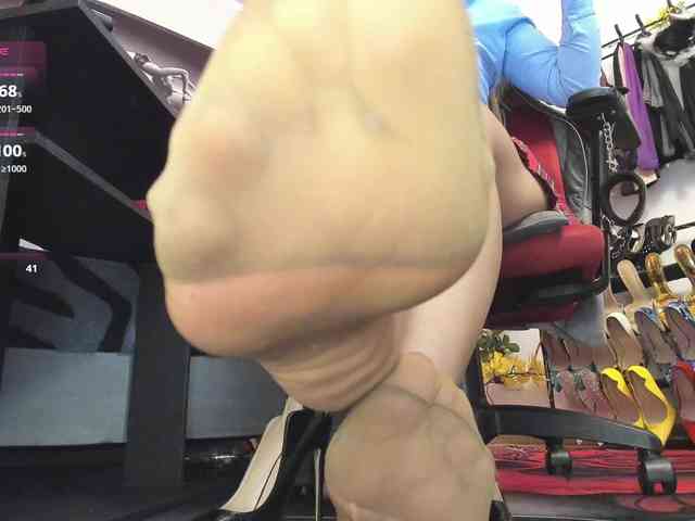 Candyconrad1mmmm webcam