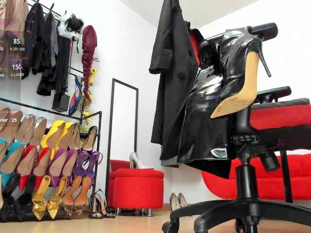 Candyconrad1mmmm webcam