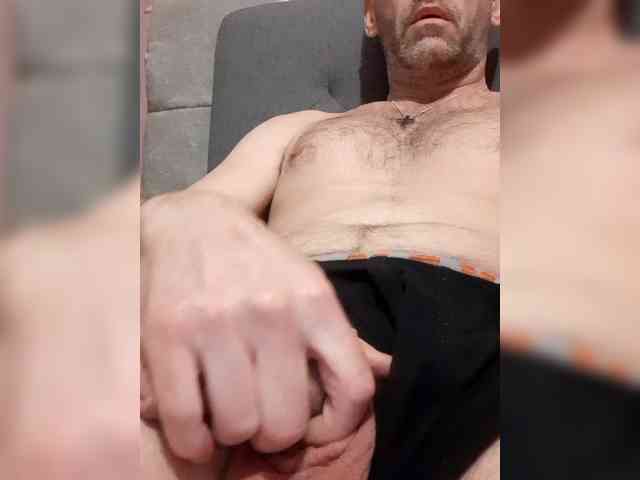 Chrissy090 Chrissy090