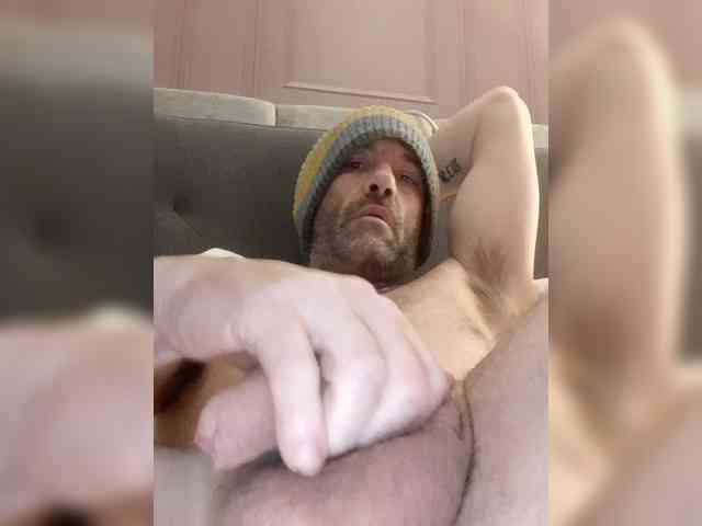 Chrissy090 Chrissy090