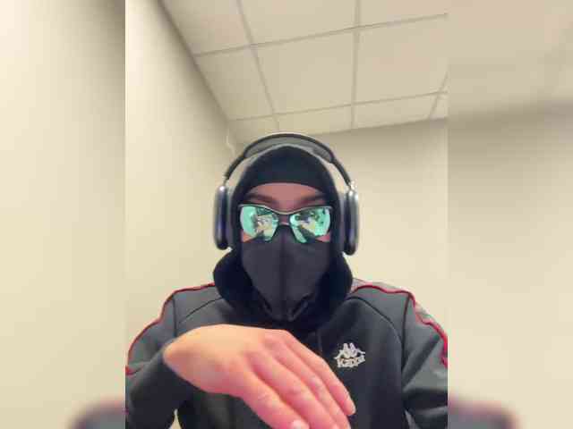 eeDannyFlexin eeDannyFlexin