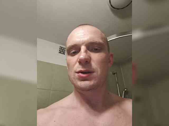 Greatfeelig Live Webcam on BongaCams