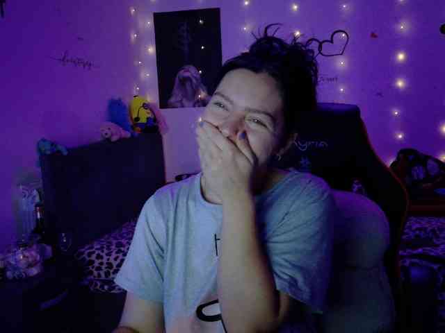 YreneA webcam