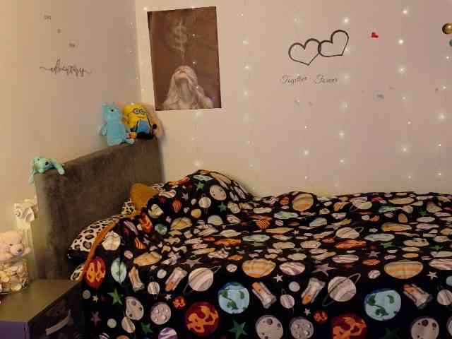 YreneA webcam
