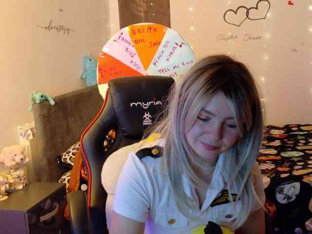 YreneA webcam