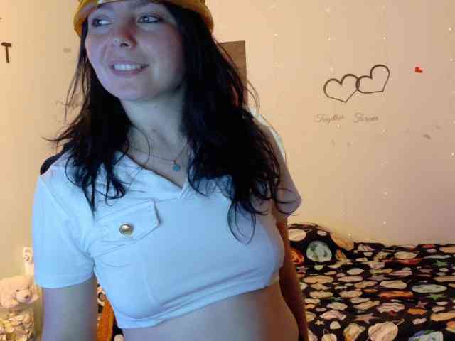 YreneA webcam