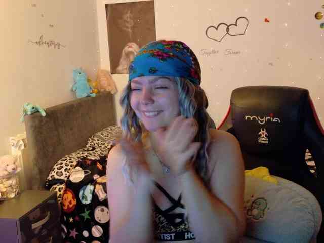YreneA webcam