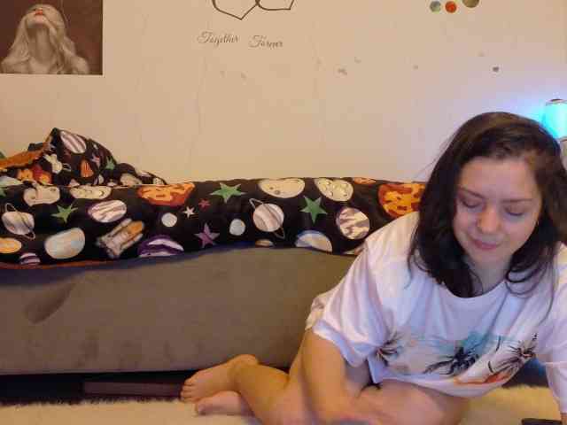 YreneA webcam