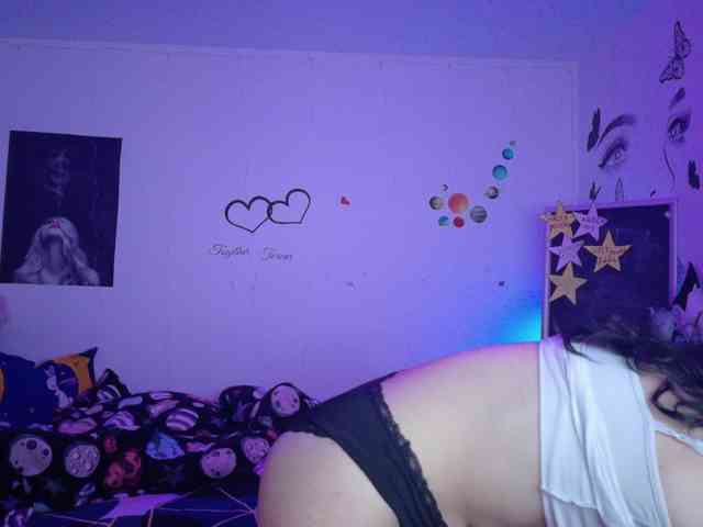 YreneA webcam