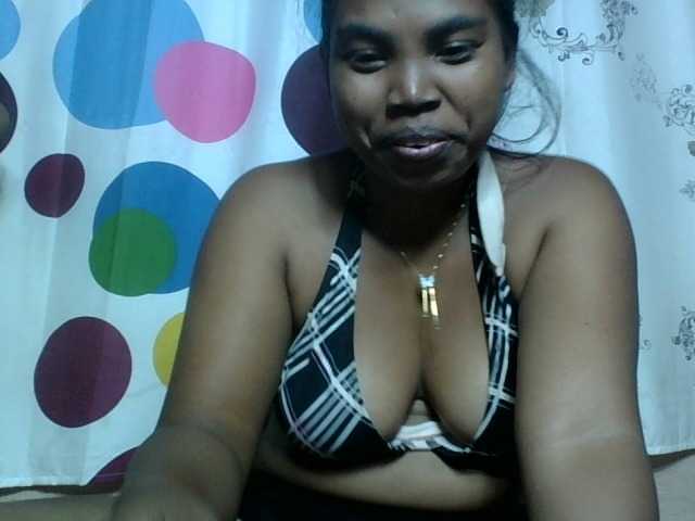 Miarizou's BongaCams show and profile