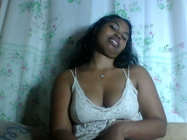 Miarizou's BongaCams show and profile