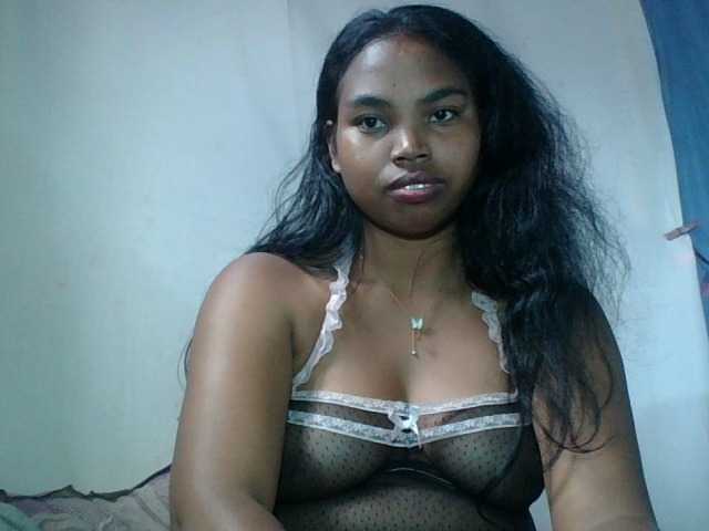 Miarizou's BongaCams show and profile