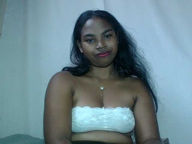 Miarizou's BongaCams show and profile