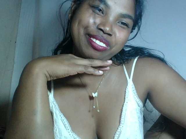 Miarizou's BongaCams show and profile