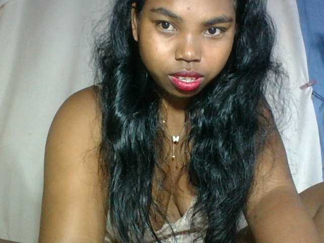 Miarizou's BongaCams show and profile