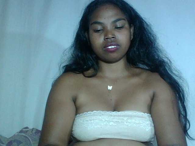 Miarizou's BongaCams show and profile