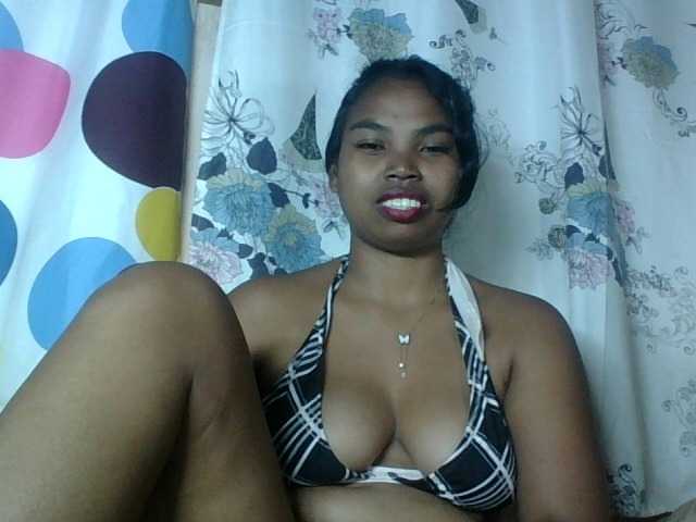 Miarizou's BongaCams show and profile