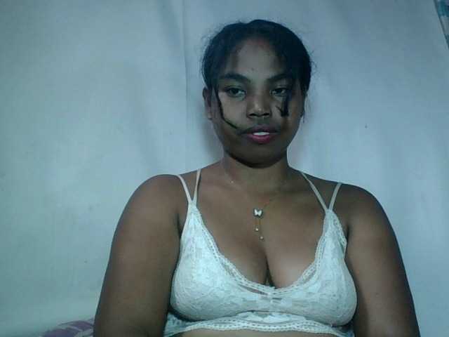 Miarizou's BongaCams show and profile