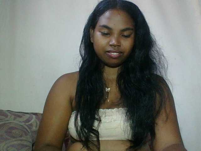 Miarizou's BongaCams show and profile